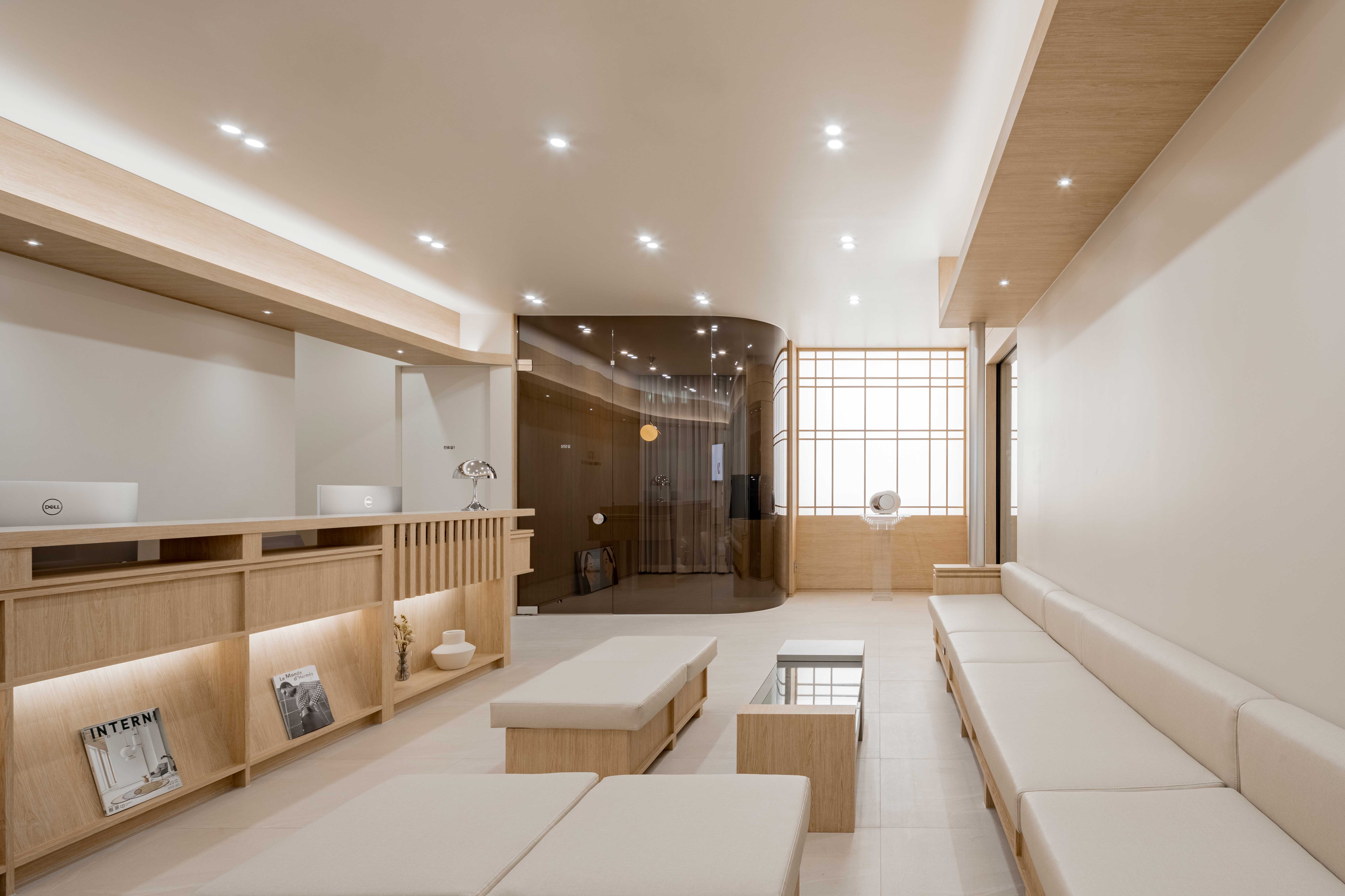 REDI Dermatology treatment room interior in Seoul
